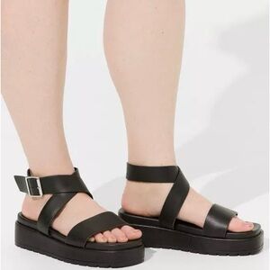 Torrid Black Buckle Wrap Flatform Sandal